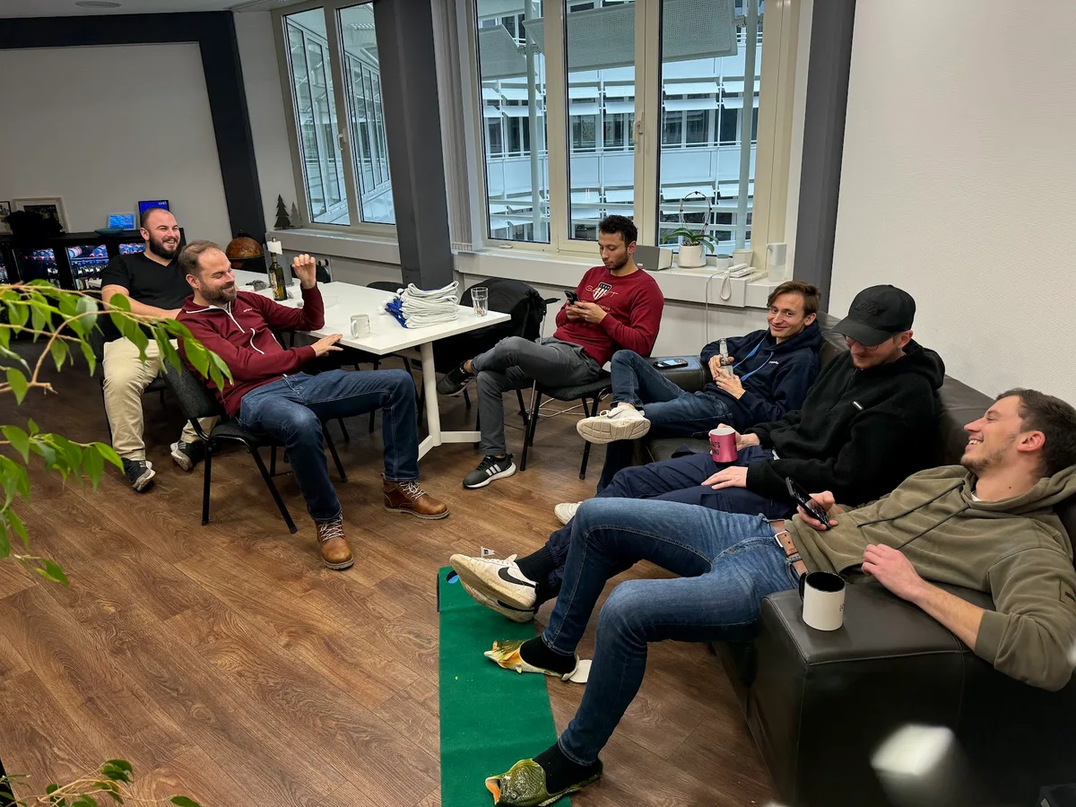 Feierabendrunde im coodoo Büro