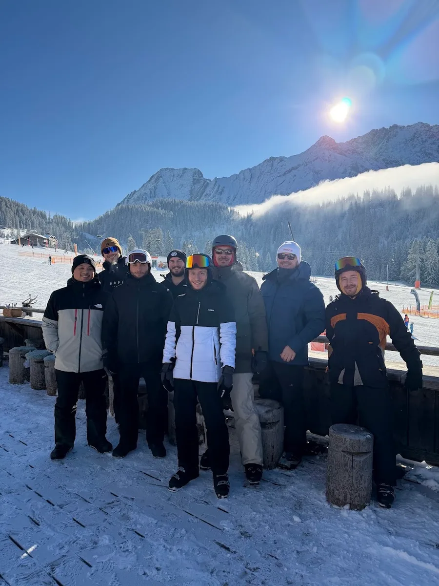 Das coodoo Team auf der Skipiste
